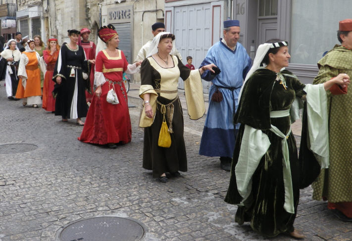 Carmes-avignon-tourrentelle-825.jpg
