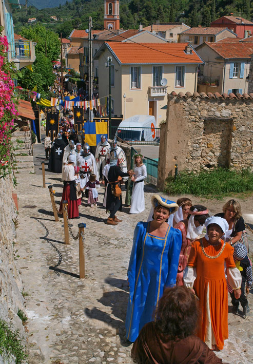 Cortège médiéval