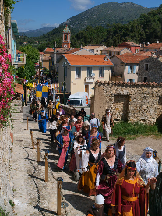 Cortège médiéval