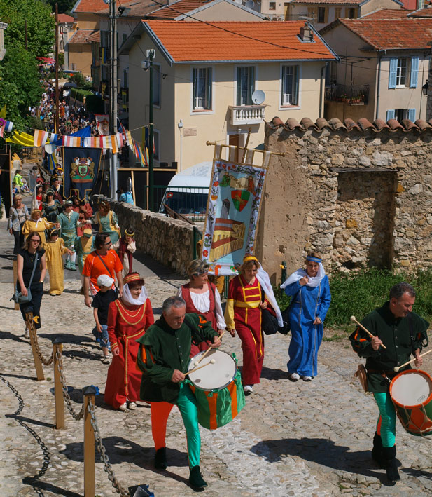 Cortège médiéval